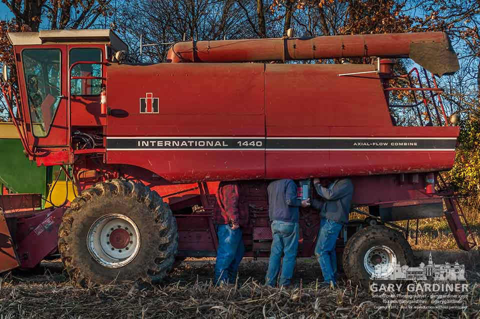 The corn harvest is delayed to repair a leaking hydraulic seal on the combine. My Final Photo for Nov. 9, 2013.