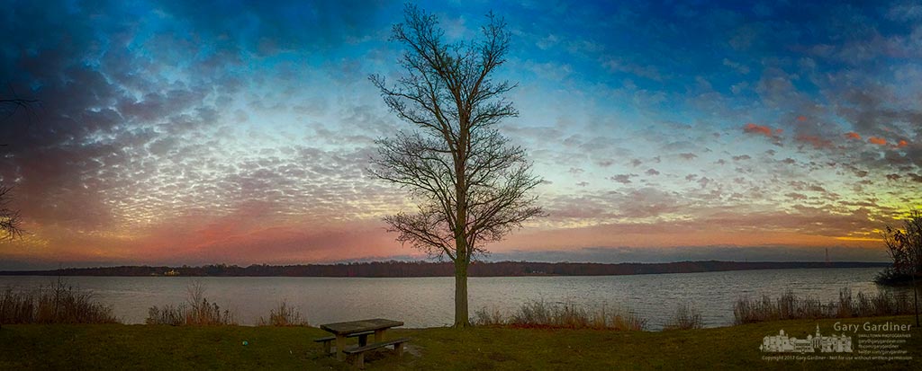 The eastern sky over Hoover Reservoir at Red Bank Park reflects the golden rays of a winter sunset. My Final Photo for Jan. 25, 2017.