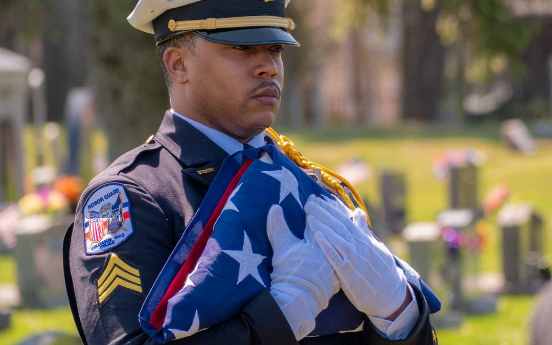 Honor Guard Honors Retired Officer
