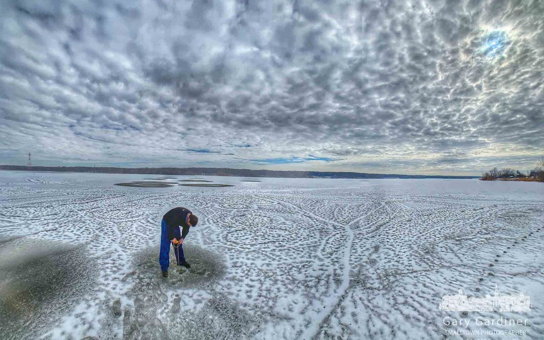Hoover Magnetic Ice Fishing