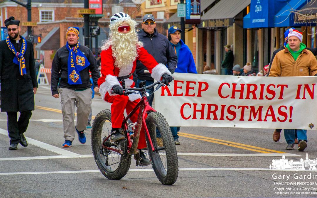 Cycling Santa