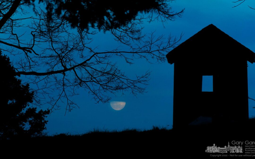 Farm Moonrise