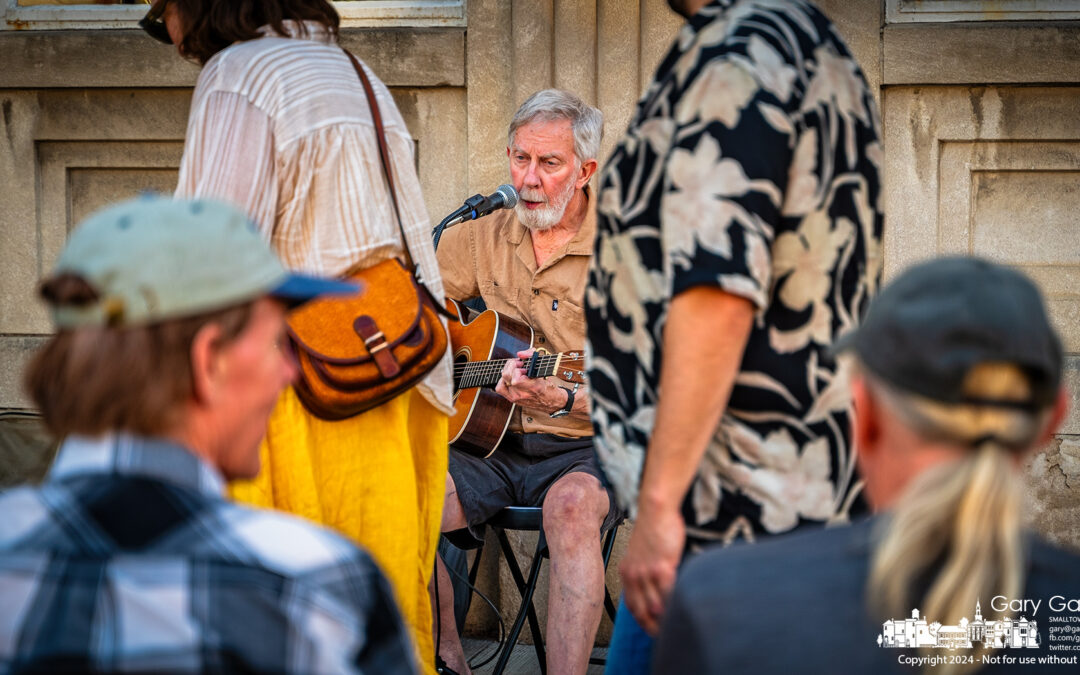 Sidewalk Performance