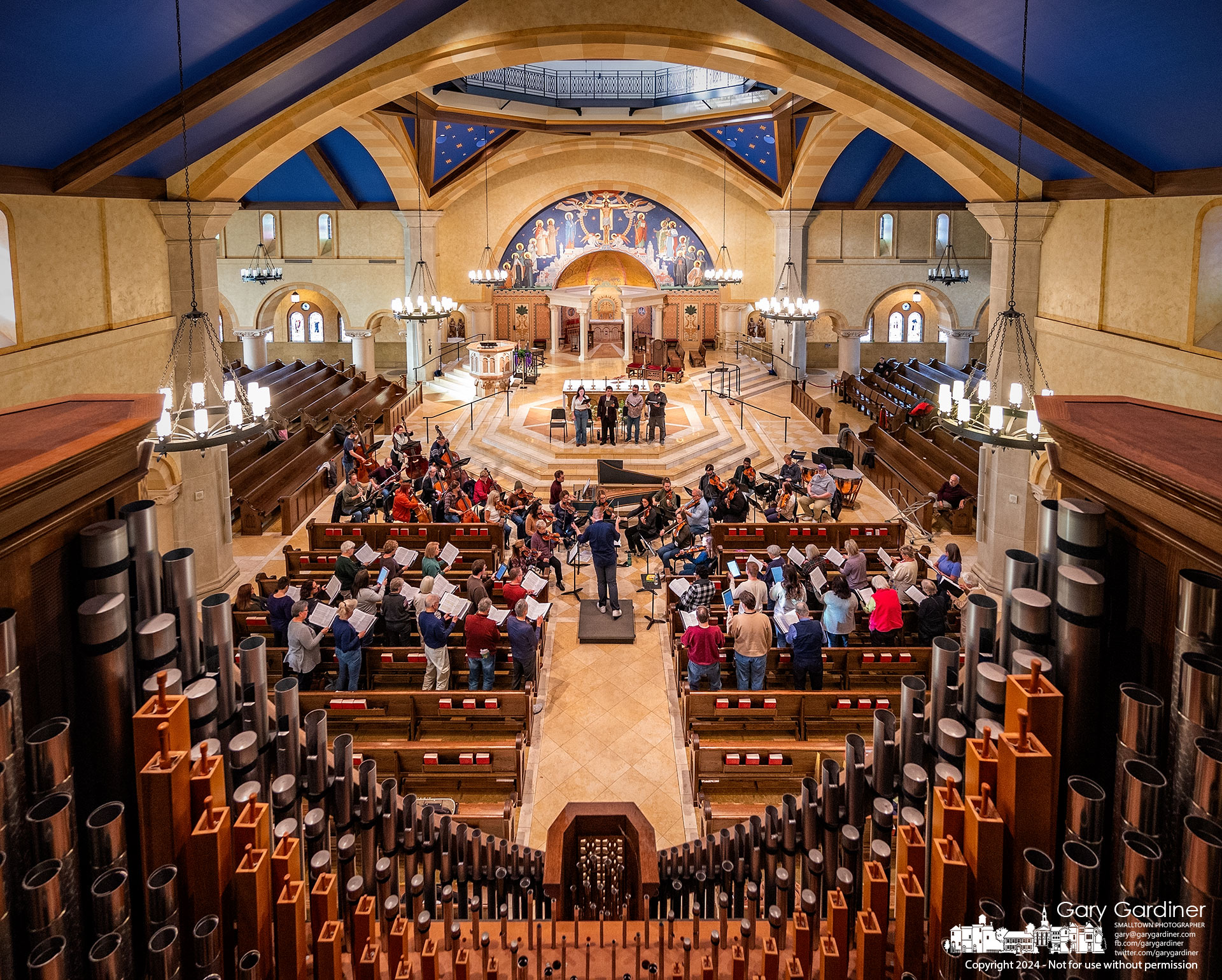 The Westerville Symphony has a dress rehearsal at St. Paul the Apostle Catholic Church for its Sunday evening performance of Handel's Messiah in the church's sanctuary. My Final Photo for December 7, 2024.