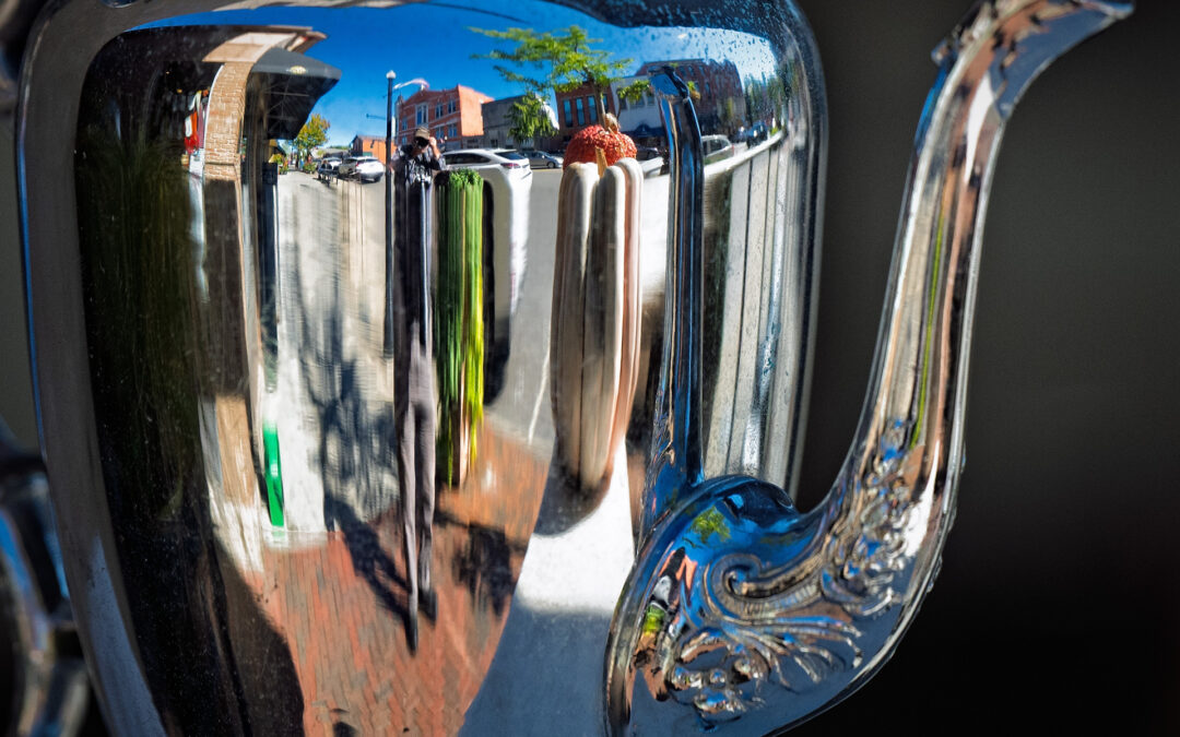 Distorted View Of Uptown